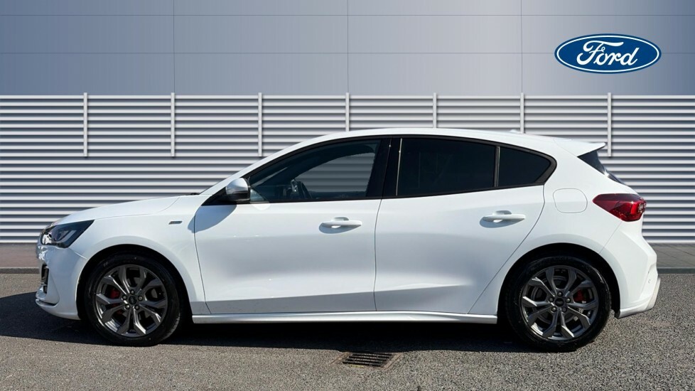 Ford Focus St-line MH24WDN White #4
