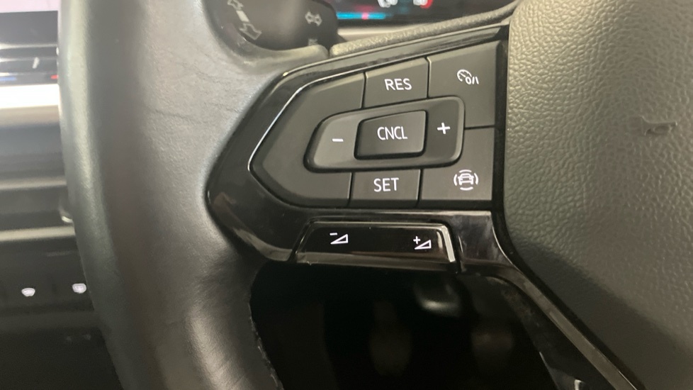 Ford Tourneo Connect Active Black #29