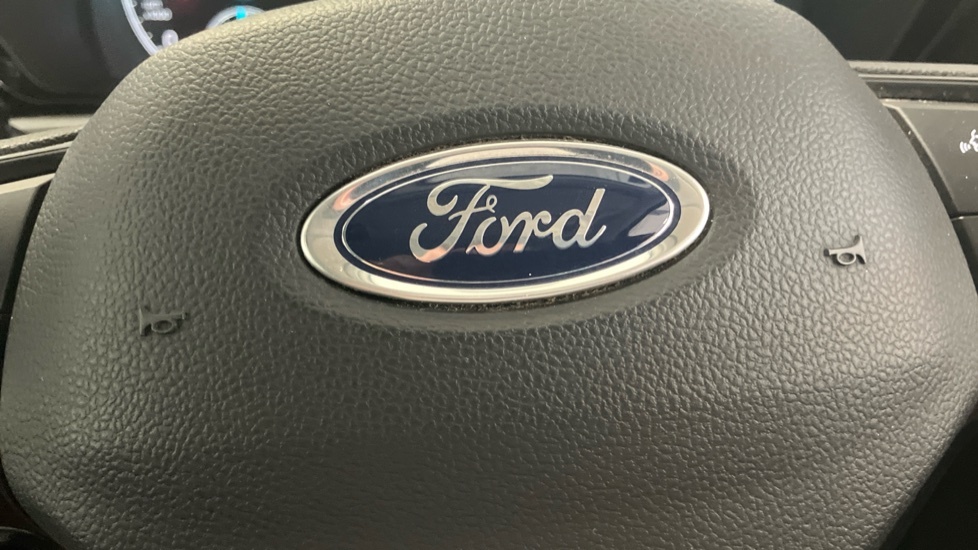 Ford Tourneo Connect Active Black #30