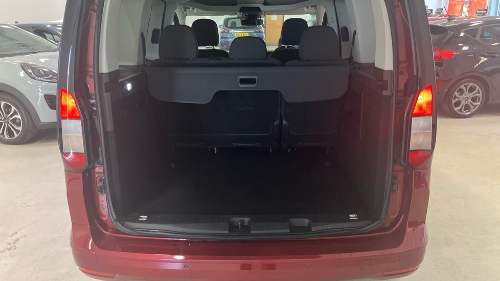 Ford Tourneo Connect Active Black #4