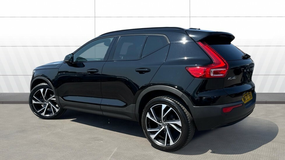 Volvo XC40 R Design Pro NK70TBU Black #2