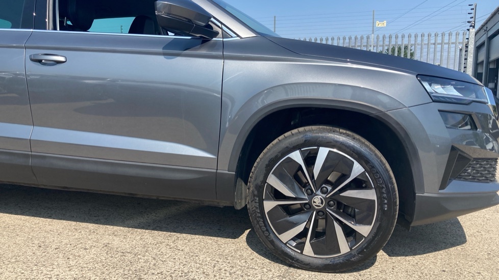 Skoda Karoq Se L Grey #5