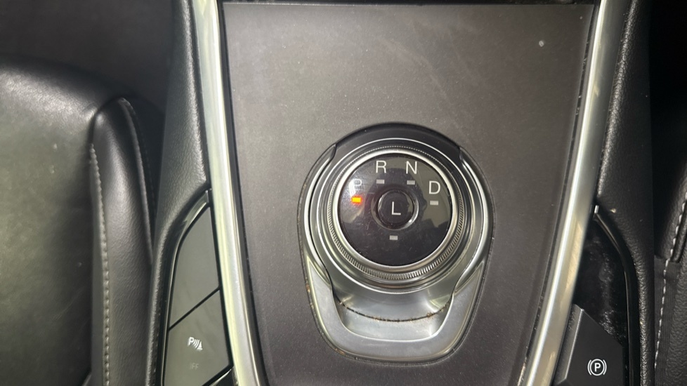 Ford S-Max S-max 2.5 Duratec Fhev Titanium 190Ps Silver #31