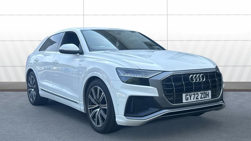 Audi Q8 S Line White
