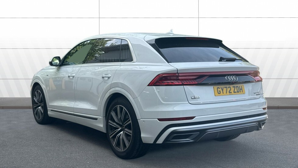 Audi Q8 S Line White #2