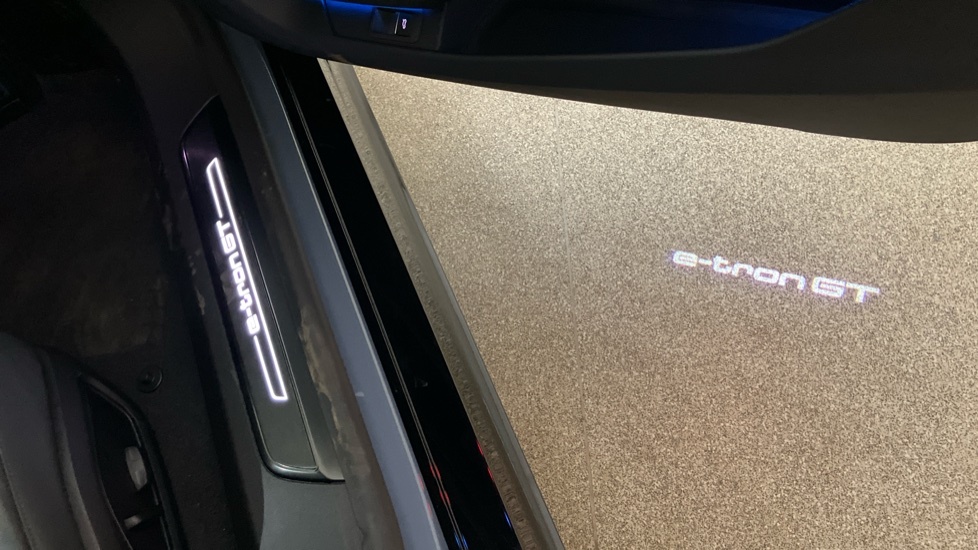 Audi E Tron GT 435,00 Kw Grey #25