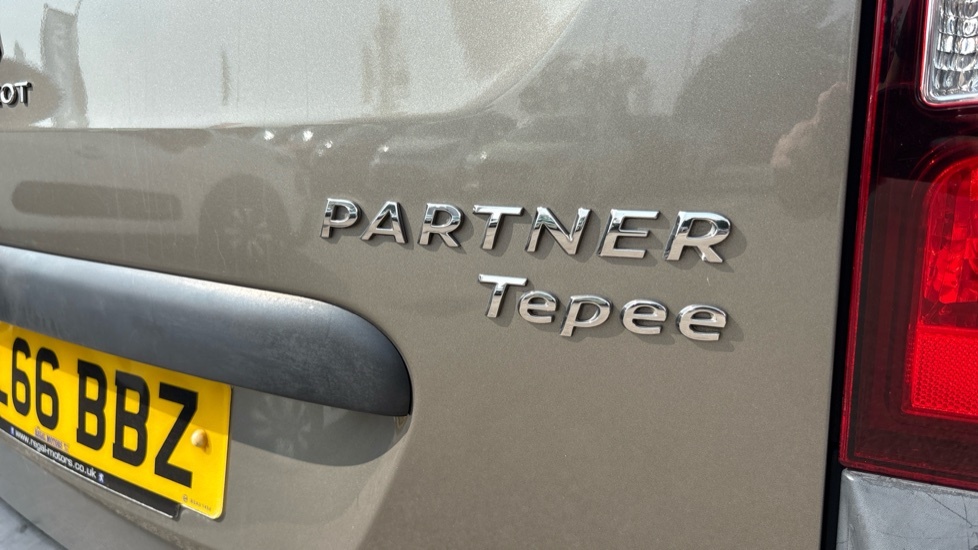 Peugeot Partner Tepee Partner Tepee Active Blue #21