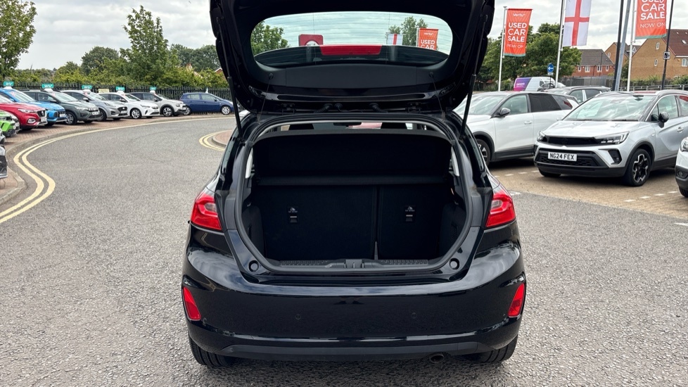 Ford Fiesta Trend Black #4