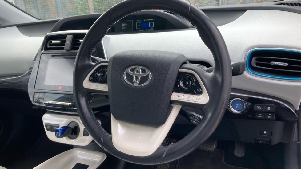 Toyota Prius Vvt-h Active Hatchback Red #7