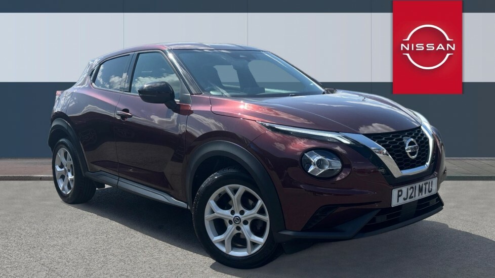 Nissan Juke N-connecta Red