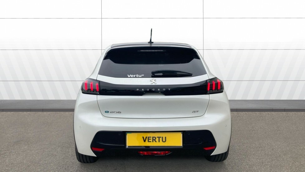 Peugeot e-208 Gt White #6