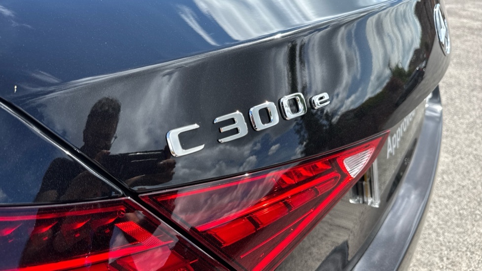 Mercedes-Benz C Class Amg Line Blue #31