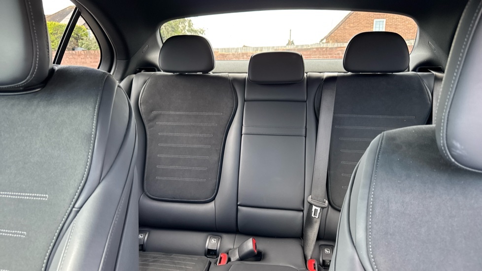 Mercedes-Benz C Class Amg Line Blue #15