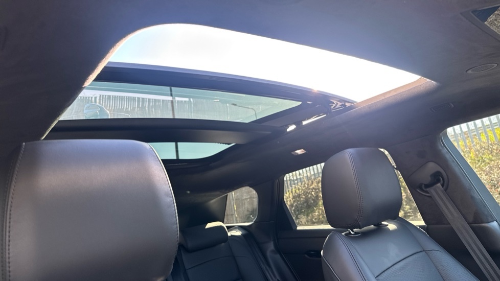 Land Rover Range Rover Evoque D200 Dynamic Se White #44
