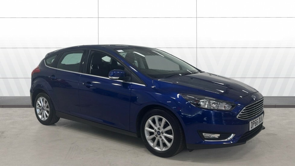 Ford Focus Titanium Blue