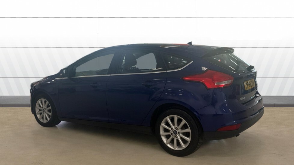 Ford Focus Titanium Blue #2