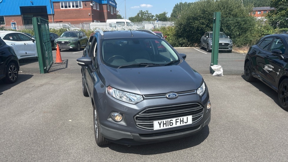 Ford Ecosport White #20