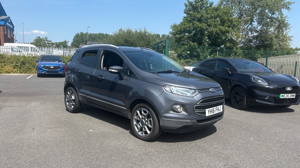 Ford Ecosport White #21
