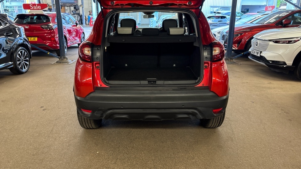 Renault Captur Iconic Black #4