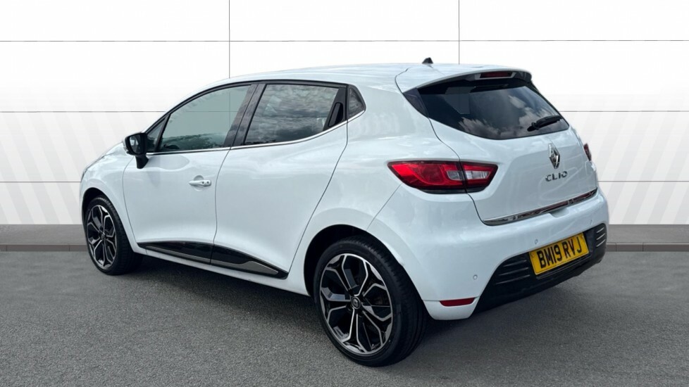 Renault Clio Iconic White #2