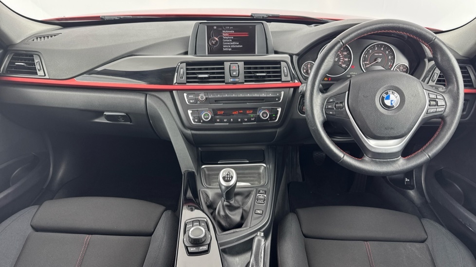 BMW 3 Series Saloon Red #4