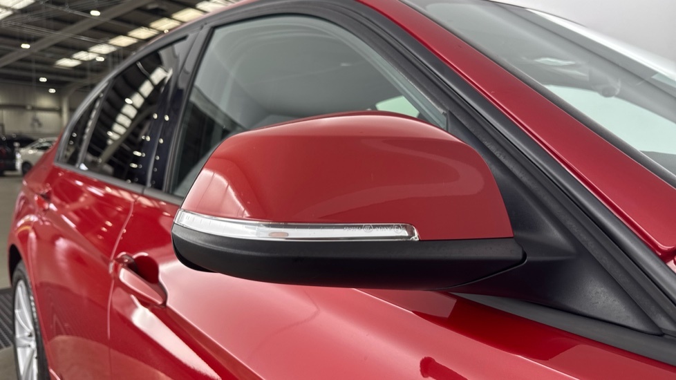 BMW 3 Series Saloon Red #28