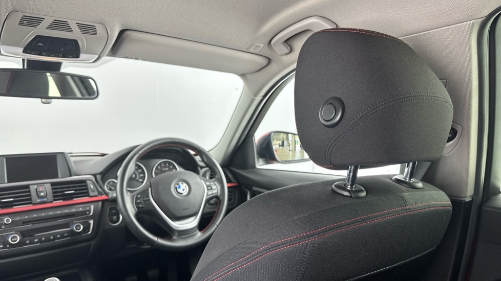 BMW 3 Series Saloon Red #38