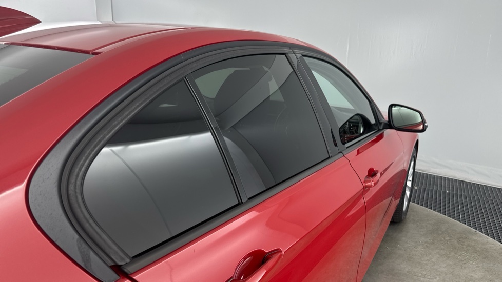 BMW 3 Series Saloon Red #26