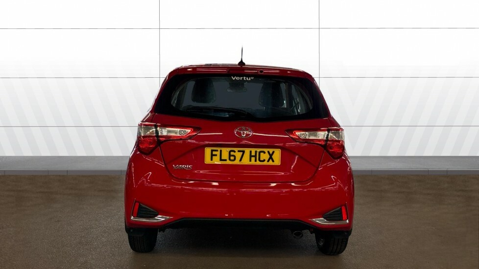Toyota Yaris Icon Tech FL67HCX Red #6