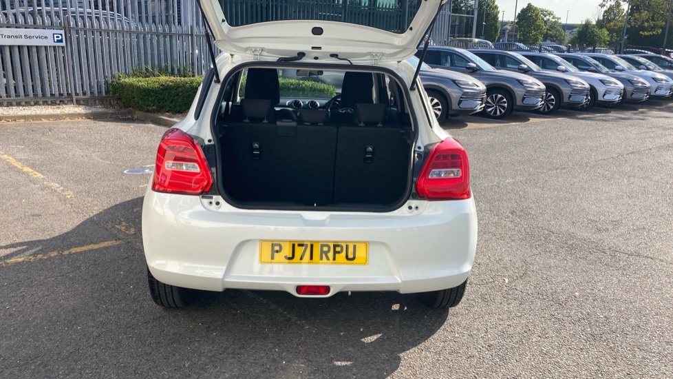 Suzuki Swift Sz-l White #4