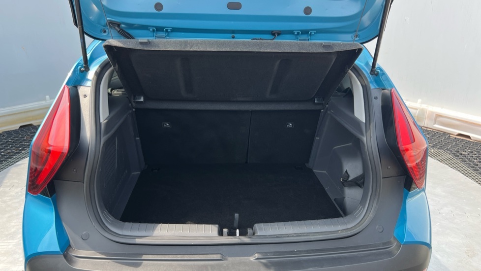 Hyundai Bayon Ultimate Blue #4