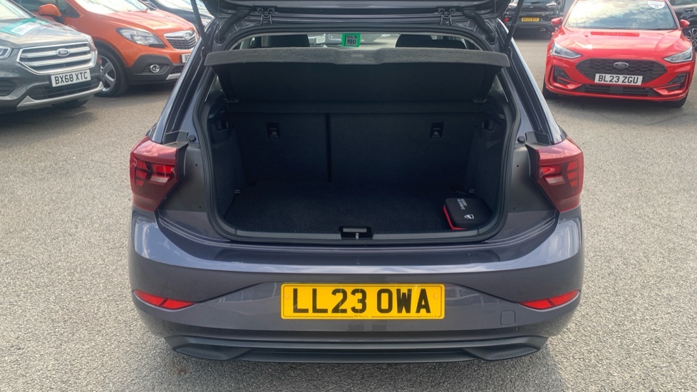 Volkswagen Polo Life LL23OWA Grey #4