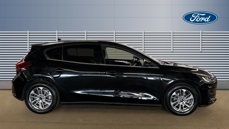 Ford Focus Titanium Black #5