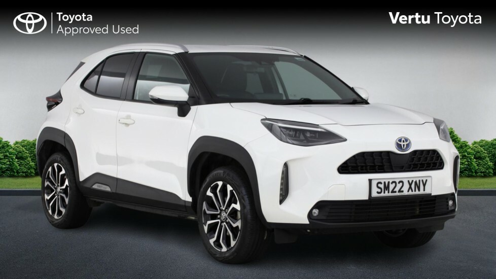 Toyota Yaris Cross Design White