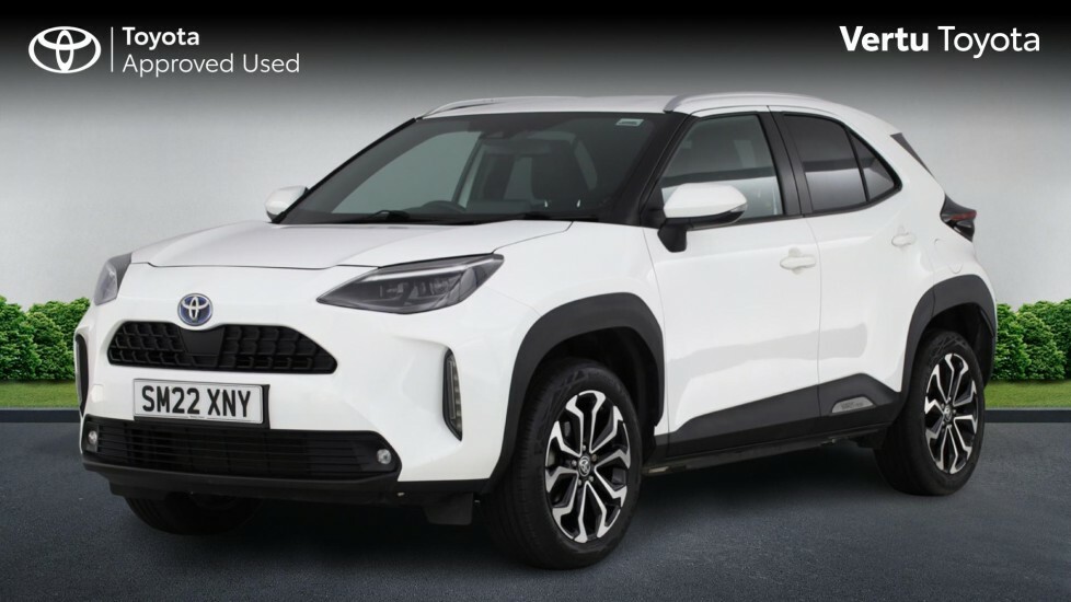 Toyota Yaris Cross Design SM22XNY White #3