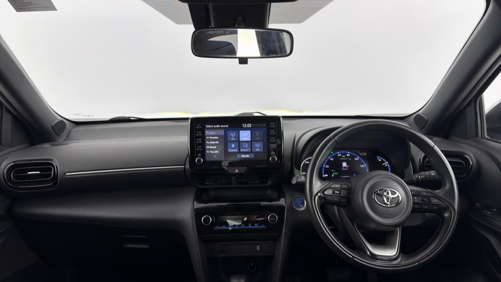 Toyota Yaris Cross Design SM22XNY White #6