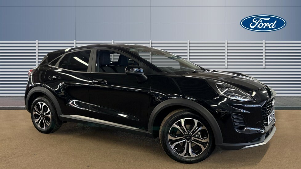 Ford Puma Titanium Black