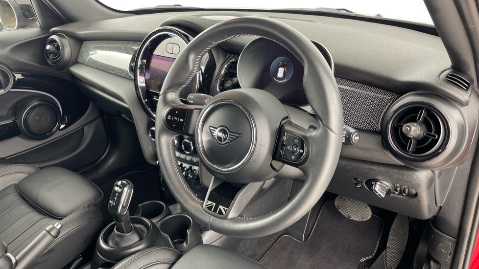Mini Hatch Cooper Exclusive HV24RZL Red #6
