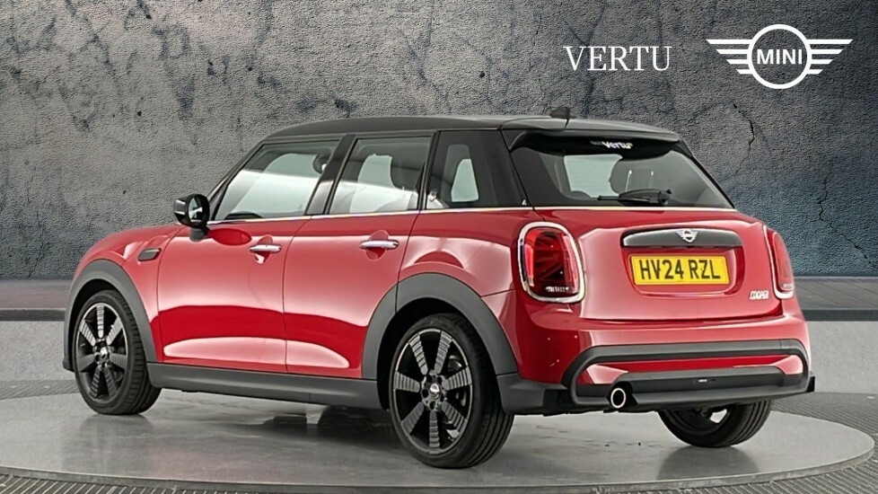 Mini Hatch Cooper Exclusive HV24RZL Red #2