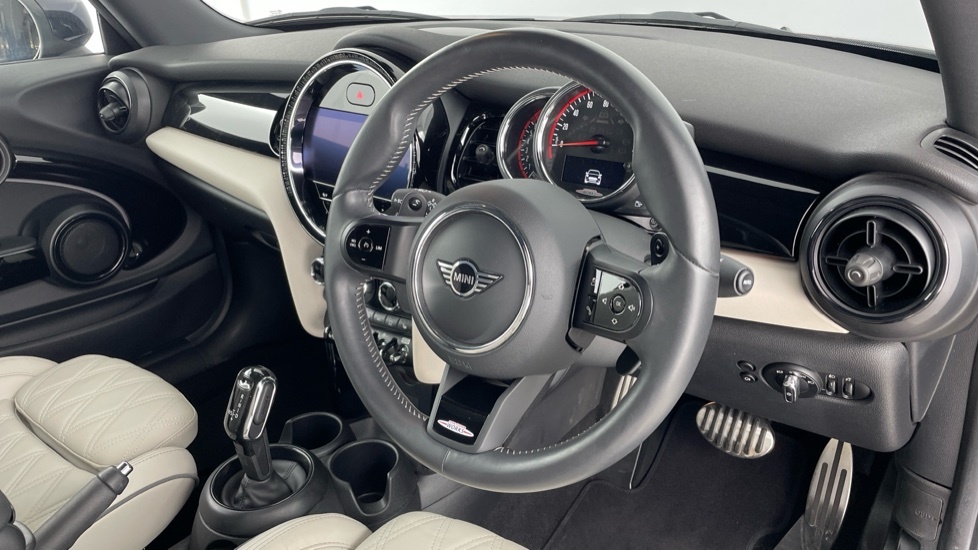 Mini Convertible John Cooper Works Black #6
