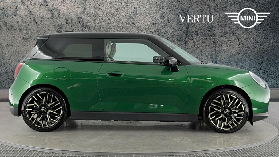 Mini Hatch C Exclusive YK75KPW Green #3