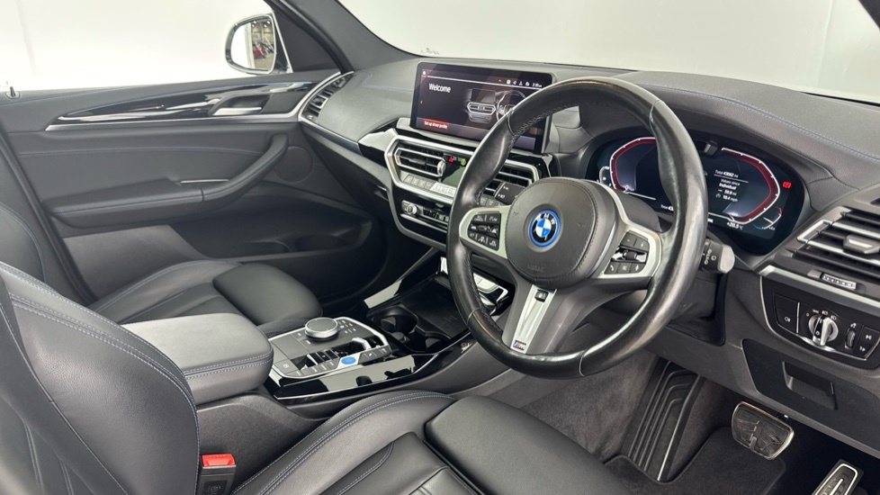 BMW iX3 M Sport White #6