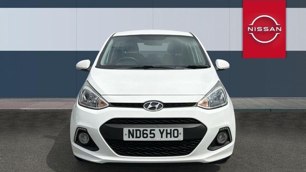 Hyundai I10 Premium White #3
