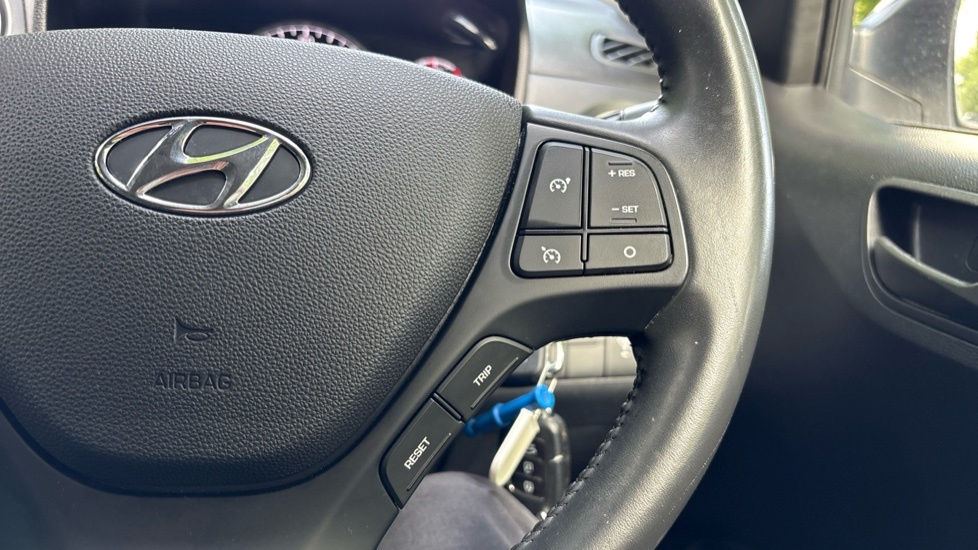 Hyundai I10 Play Blue #36