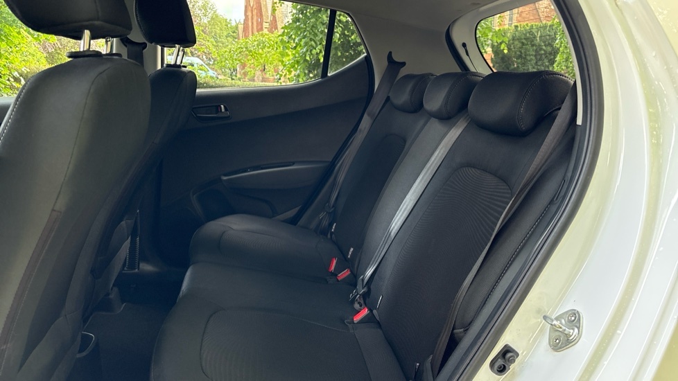 Hyundai I10 Play Blue #16