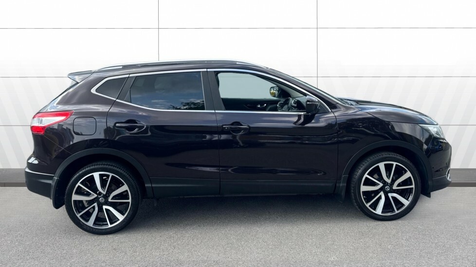 Nissan Qashqai Tekna VO65WZS Black #5