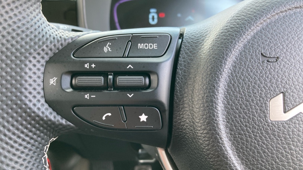 Kia Picanto 1.0 2 White #35