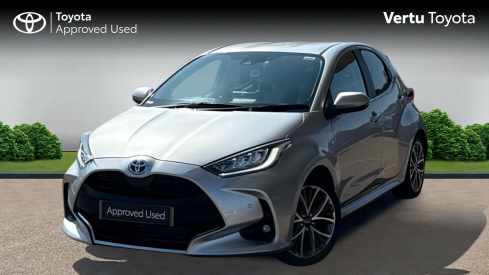 Toyota Yaris Excel Silver #3