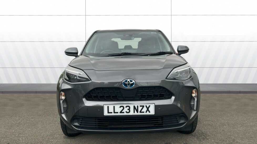 Toyota Yaris Cross Icon Grey #3
