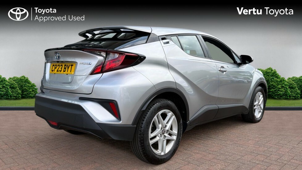 Toyota C-Hr Icon Silver #2